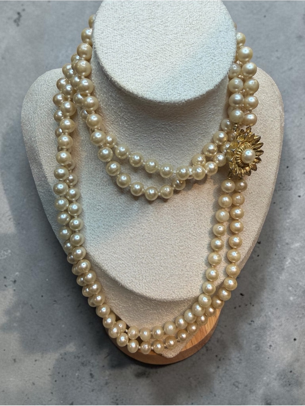 Estate sale vintage Pearl necklace